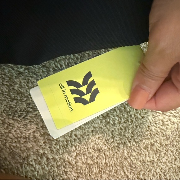 All in motion sports bra XL NWT - Picture 3 of 8